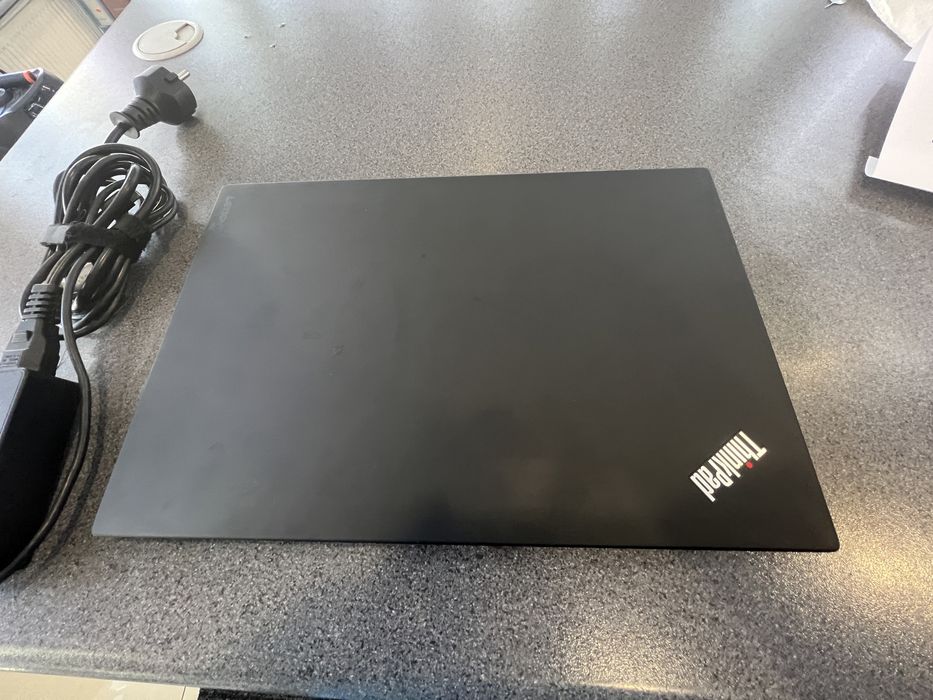 Lenovo X1 Carbon 5gen/ i5-7200U/ SSD 256gb/ DDR4 8gb/ 14”/ w2