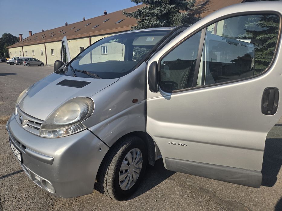 Nissan Primaster 2.5 2004 8 osob