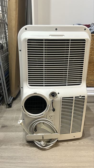 Ar Condicionado Portátil BECKEN BAC4255 (23 m² - 12000 BTU - Branco)