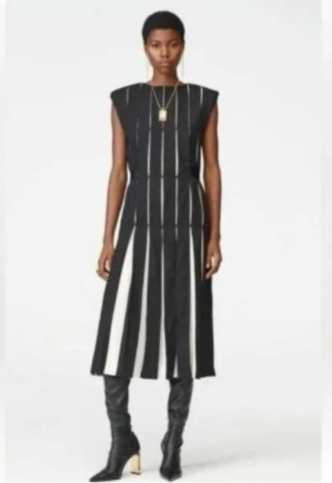 Плаття Zara  з Швейцарії