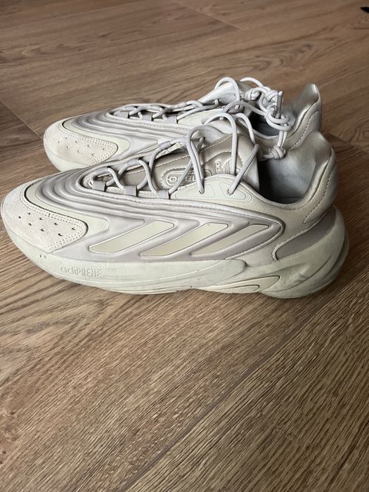 Adidas Ozelia