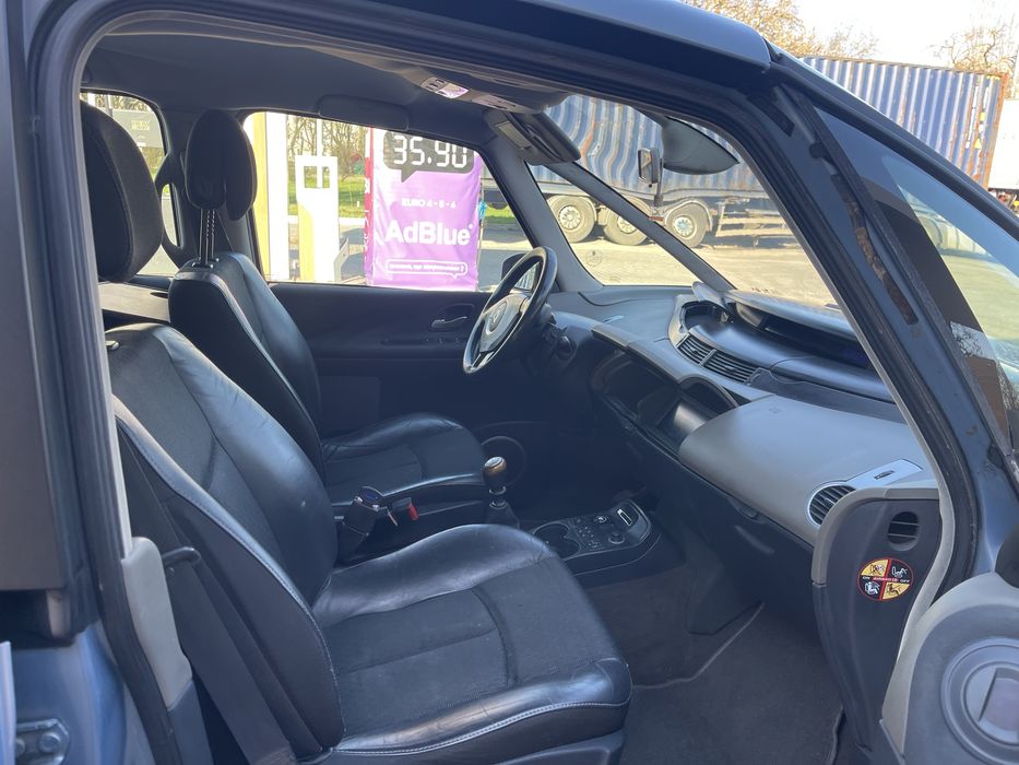 Рено Эспейс