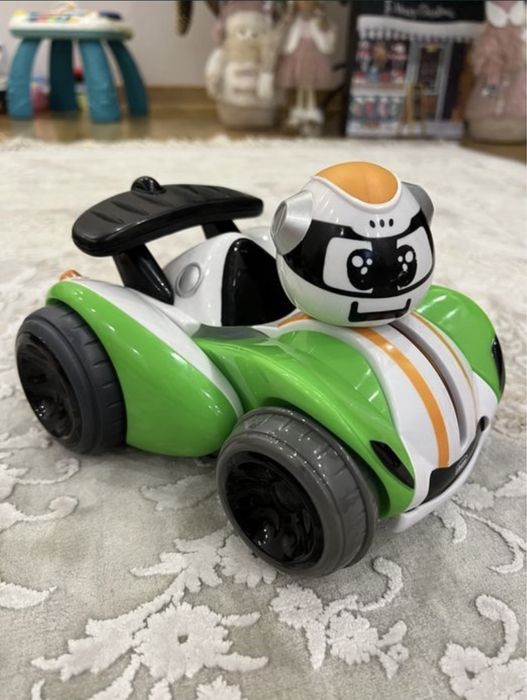 Машинка-трансформер RoboChicco
