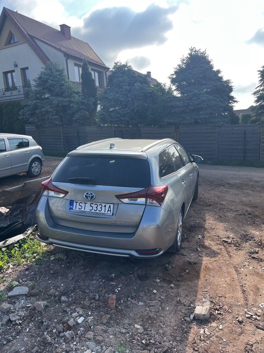 Toyota auris 1.8 hybryda lift