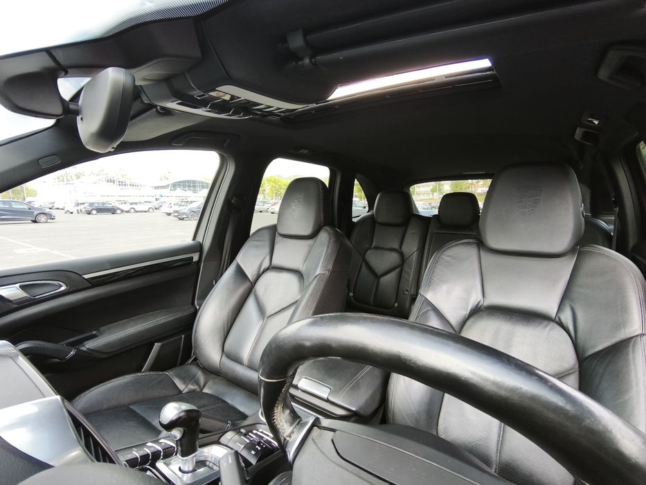 Porsche Cayenne — fotografia 8