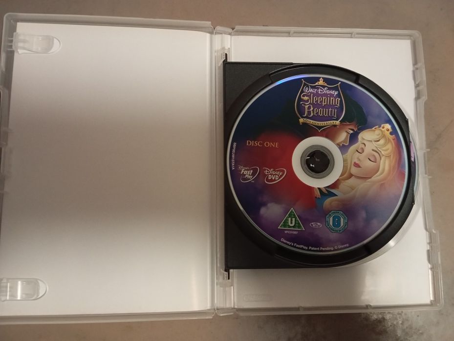 A Bela Adormecida [50 ° Aniversário]