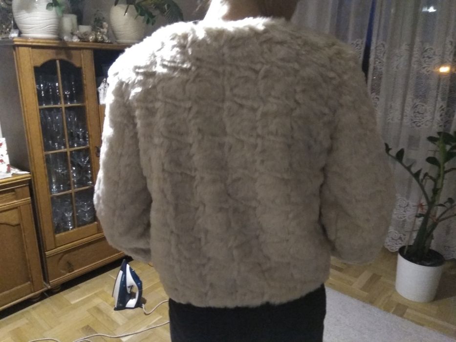 Śliczne bolerko ślubne