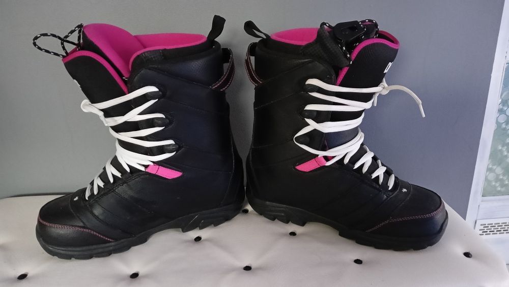 Buty snowboardowe