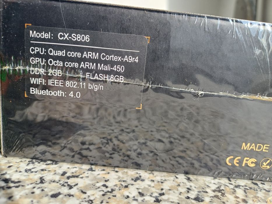 NOWY Android TV Box  Pilot CX-S806 4K 2GB RAM 8GB BT Wi-Fi Pilot Pudelko