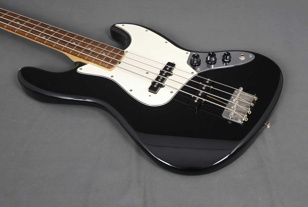 Fernandes Bass Black MIJ Gitara Basowa