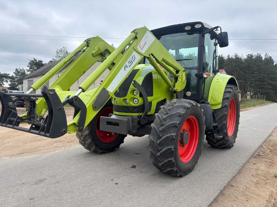 Claas Arion 520 nie Valtra
