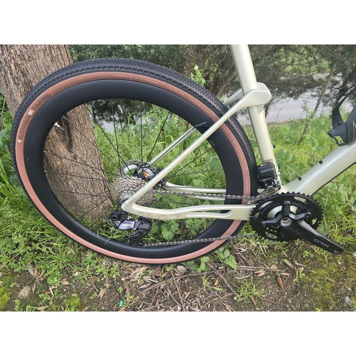 Bh gravel x grx di2 rodas de carbono