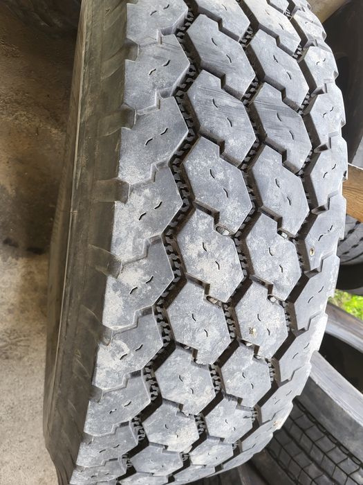 Шина 365 80r20 Bridgestone