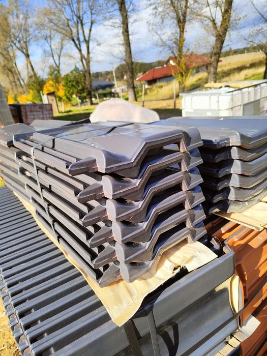 Dachówka podstawowa Braas Topaz 13V łupek błyszcząca