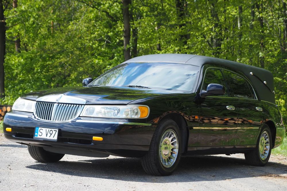 Lincoln Town Car Karawan pogrzebowy Faktura VAT 23%