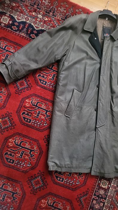 Skórzany, ciepły płaszcz