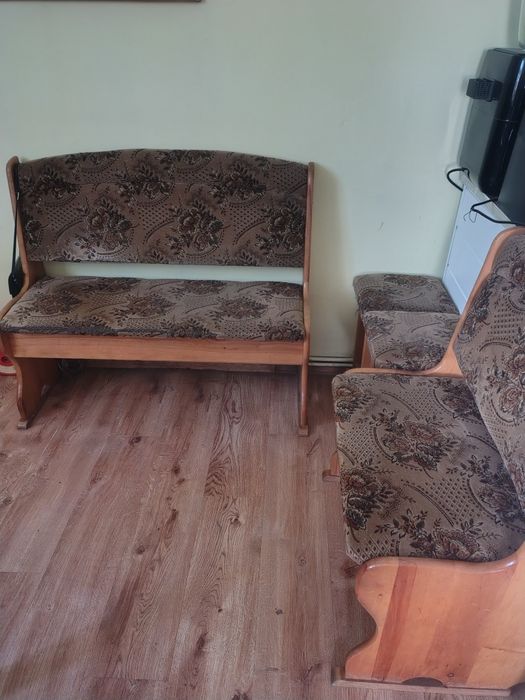 Ławki,taborety i stõł idealne na działkę do altanki