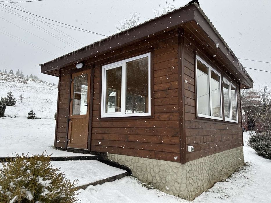 Здається житло село Плав'я