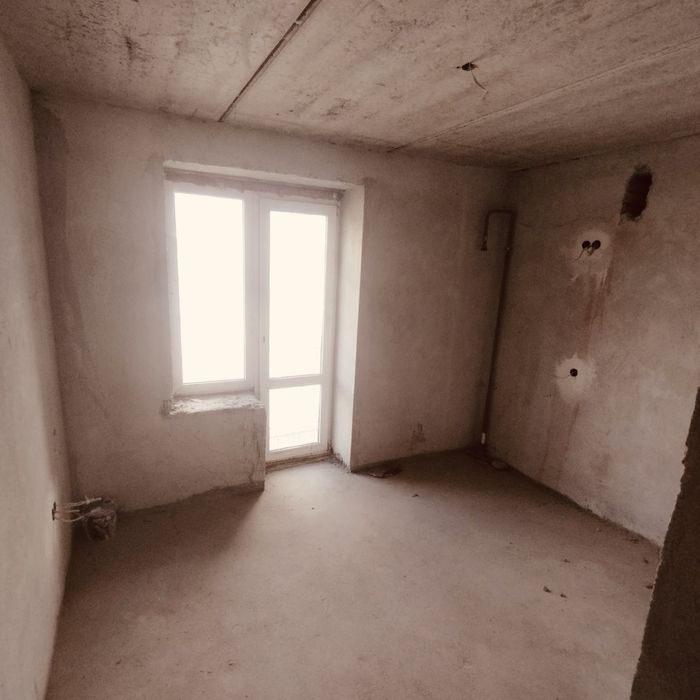 Продам трьох кімнатну чешку нульовий цикл у м.Новий Розділ.