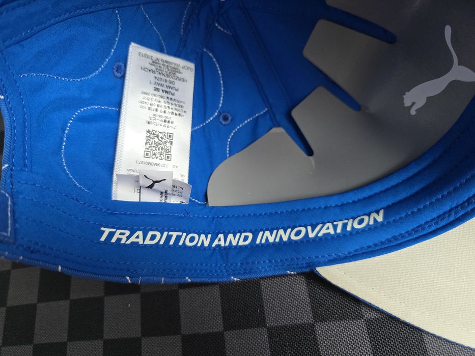 Monza 2025, Scuderia Ferrari, czapka Nicki Lauda, F1, Formuła 1, Puma