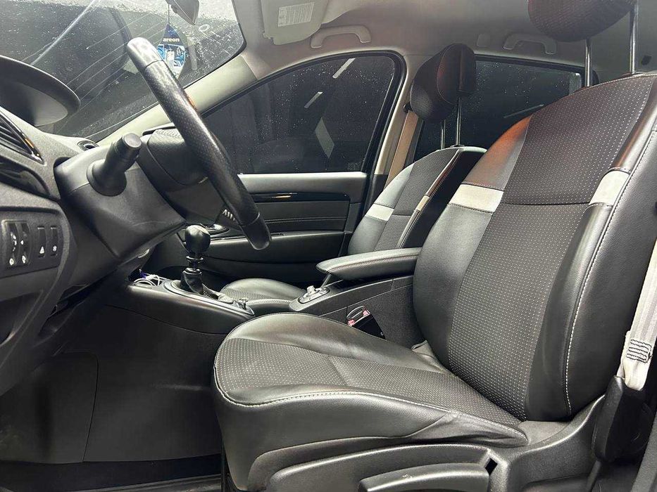 Renault Megane Scenic 2013