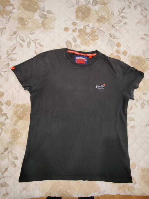 T-shirt Superdry tam. L em excelente estado
