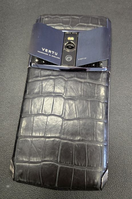 Vertu signature touch alligator black 100% оригинал