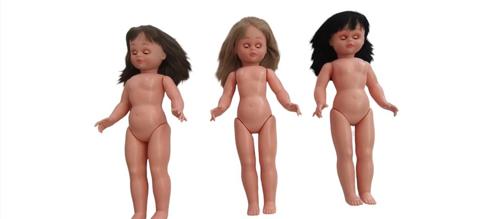 Bonecas para vestir trajes tradicionais ou outros