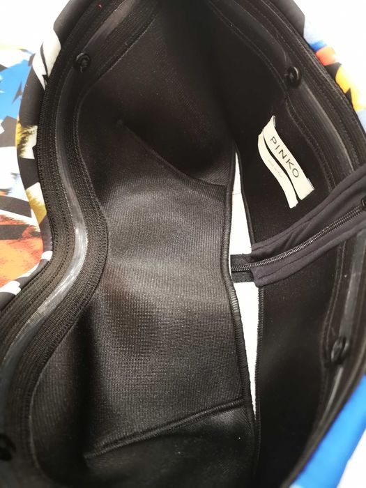 Piankowa sukienka Pinko