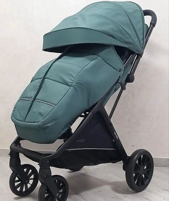 Прогулянкова коляска Carrello Nero