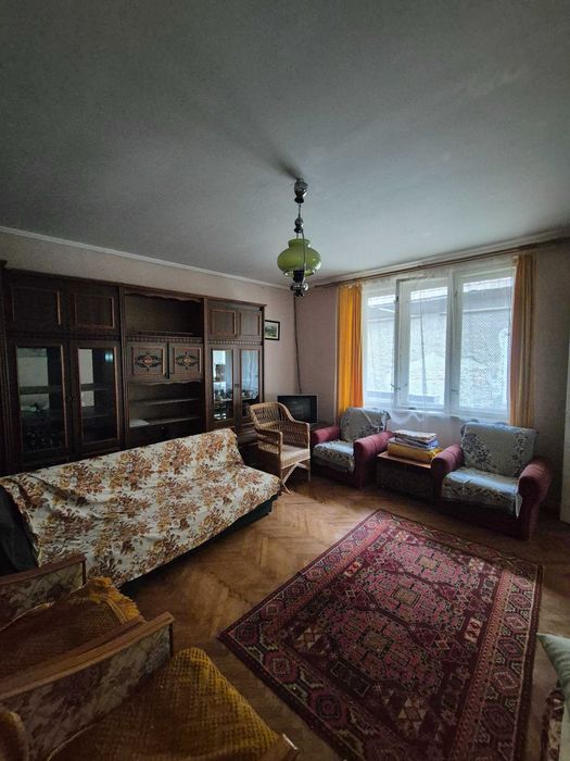Продається будинок в самому серці Тячева