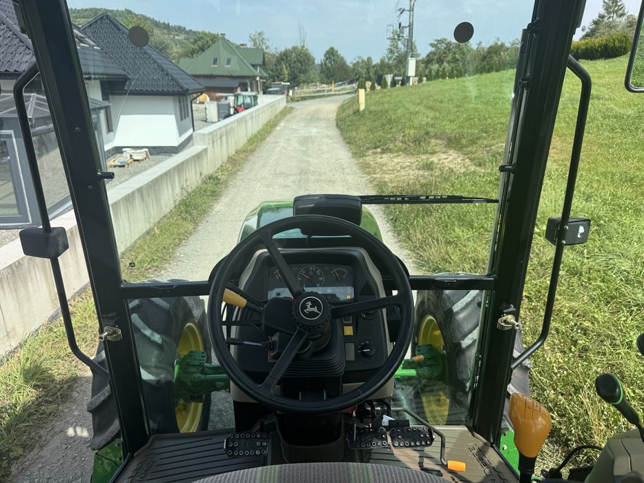 John Deere 5080M