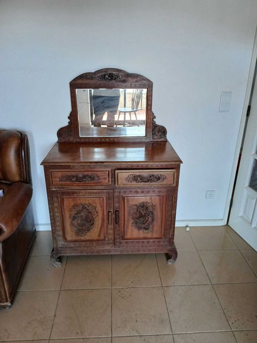 Quarto de Casal Luso-Oriental em Cânfora - Proveniente de Macau (anos 40/50)