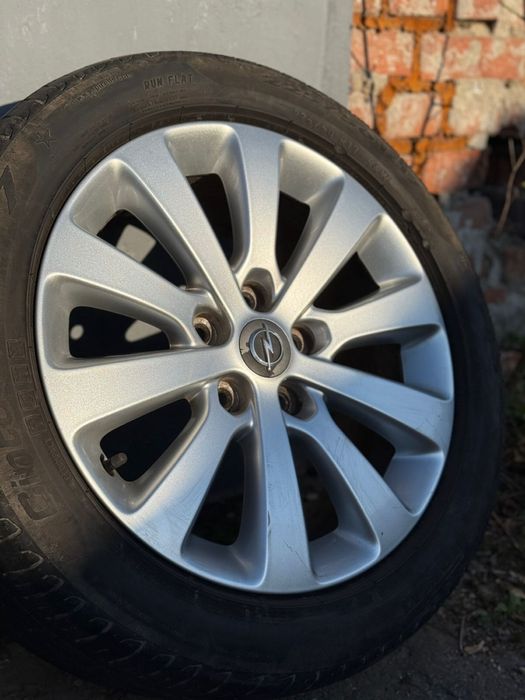 Комплект дисків з резиною R17 Opel Astra J