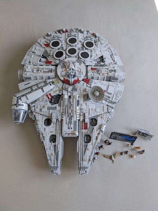 Klocki Star Wars millenium falcon 75192 + figurki 7541 elementów