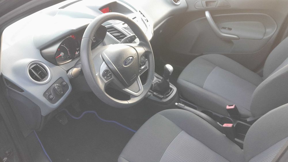 Fiesta MK7 1.25 82ps 5 Drzwi Grzana Szyba Fotele Czujniki Parkowania