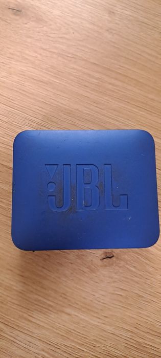 Jbl go 2 na części