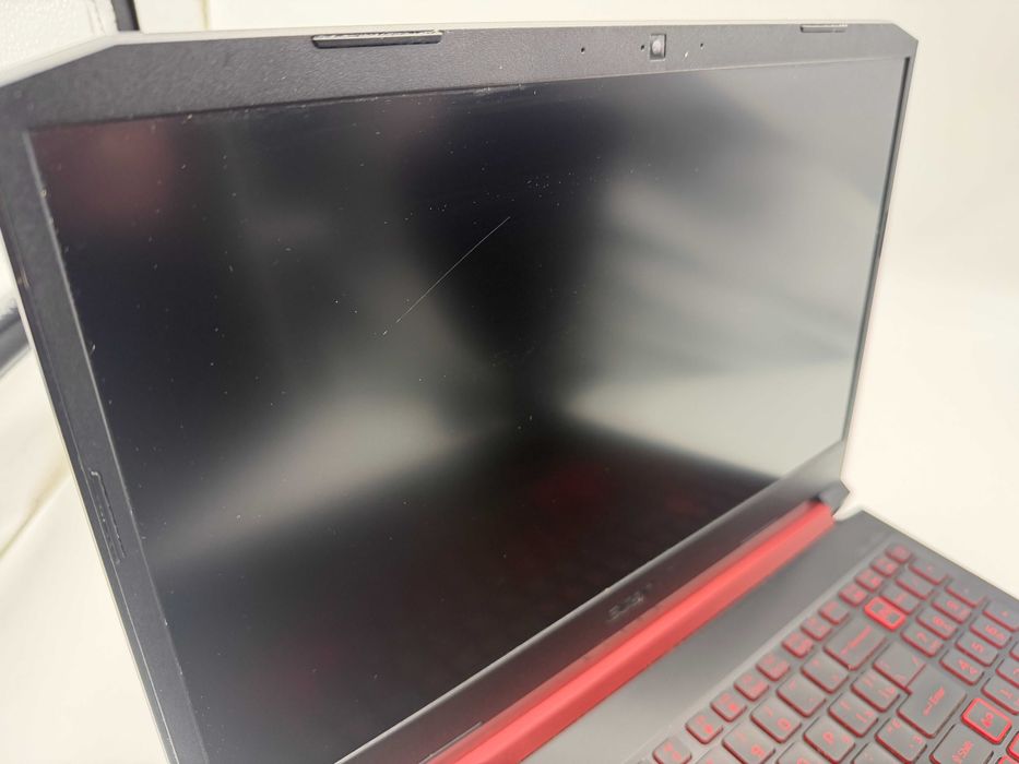 Laptop Acer Nitro 5 | Ryzen 5 | 8GB | 1TB | RX 560X 8GB | Windows 10