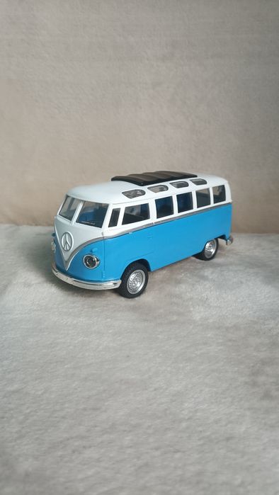 Модель автомобіля volkswagen t1 samba bus 1:40 maisto