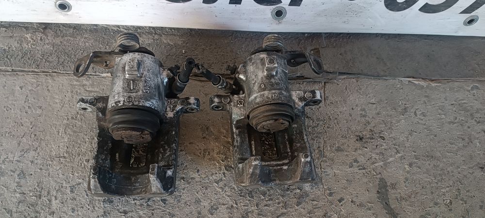 Супорт задній Гольф 4,Октавія Тур,Фабія 1,Сеат ЛЛеон,Толедо