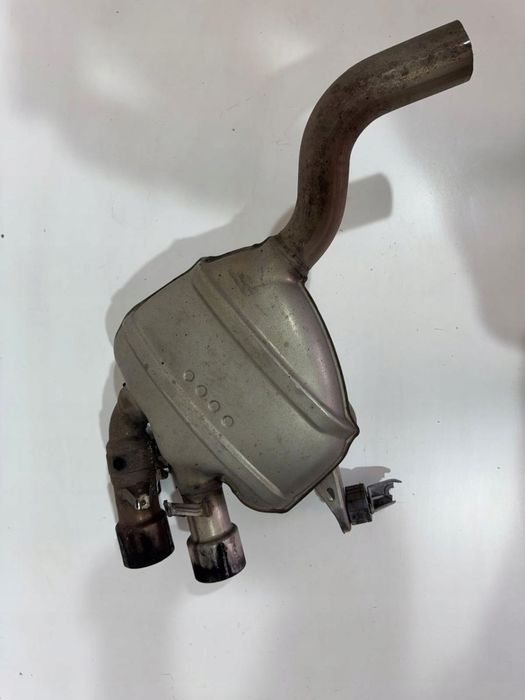 PORSCHE MACAN TŁUMIK WYDECH KOŃCOWY PRAWY 95B253611D ORYGINAŁ