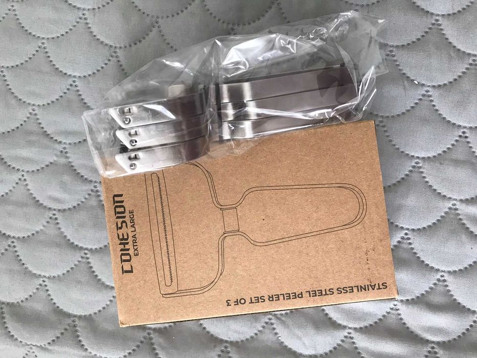 Obieraczka do warzyw ze stali nierdzewnej komplet 3 sztuki + GRATIS