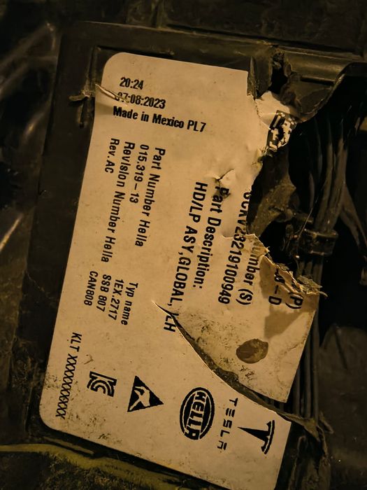 Фара Tesla model Y 2023