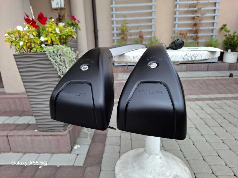 Oryginalny Bagażnik Dachowy Volvo V60 Bez Relingów Belki Thule