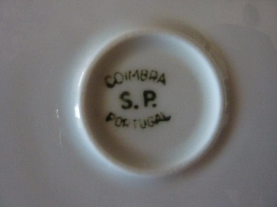 Chávena e 2 Pratos "Contos Infantis" S.P. Coimbra, CADA a PARTIR de