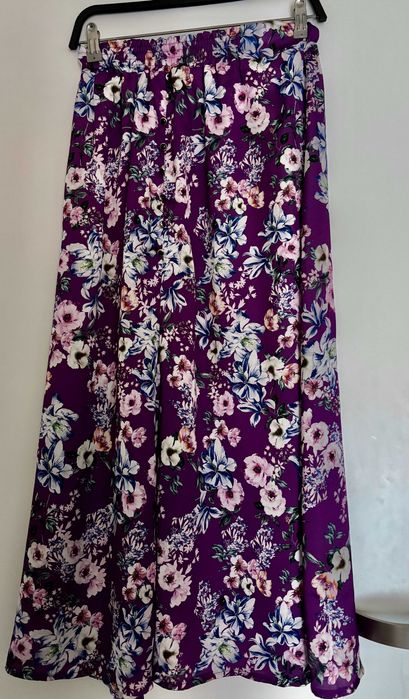 Spódnica damska w kwiaty maxi