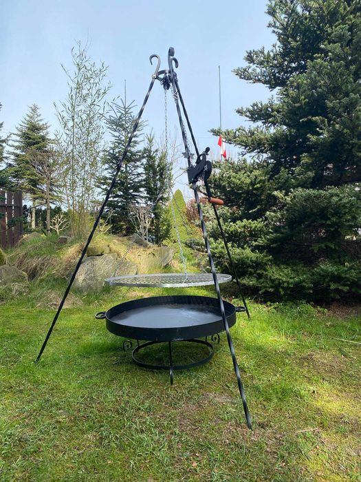 Grill Ogrodowy 80cm Ruszt nierdzewny 80cm kołowrotek Trójnóg 180cm