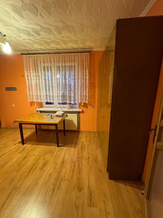 2-pokojowe mieszkanie z piwnicą – Zabrze, Helenka