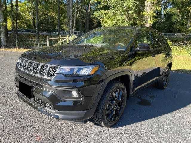 2023 Jeep Compass Altitude