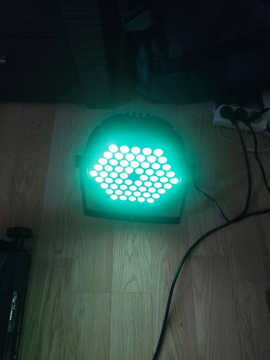 Reflektor LED PAR RGB 60x30W DMX